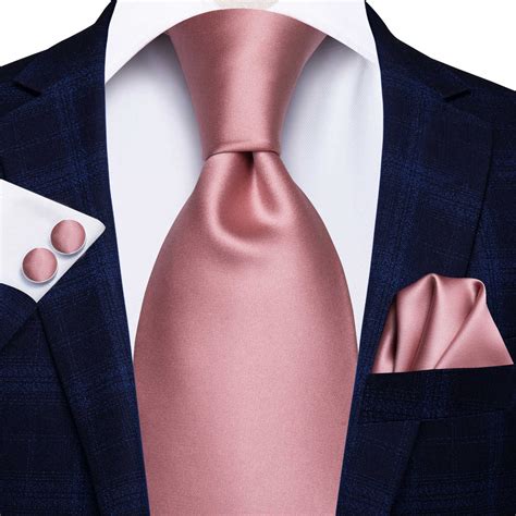 corbata elegante|Mejores corbatas elegantes para hombre y cómo。